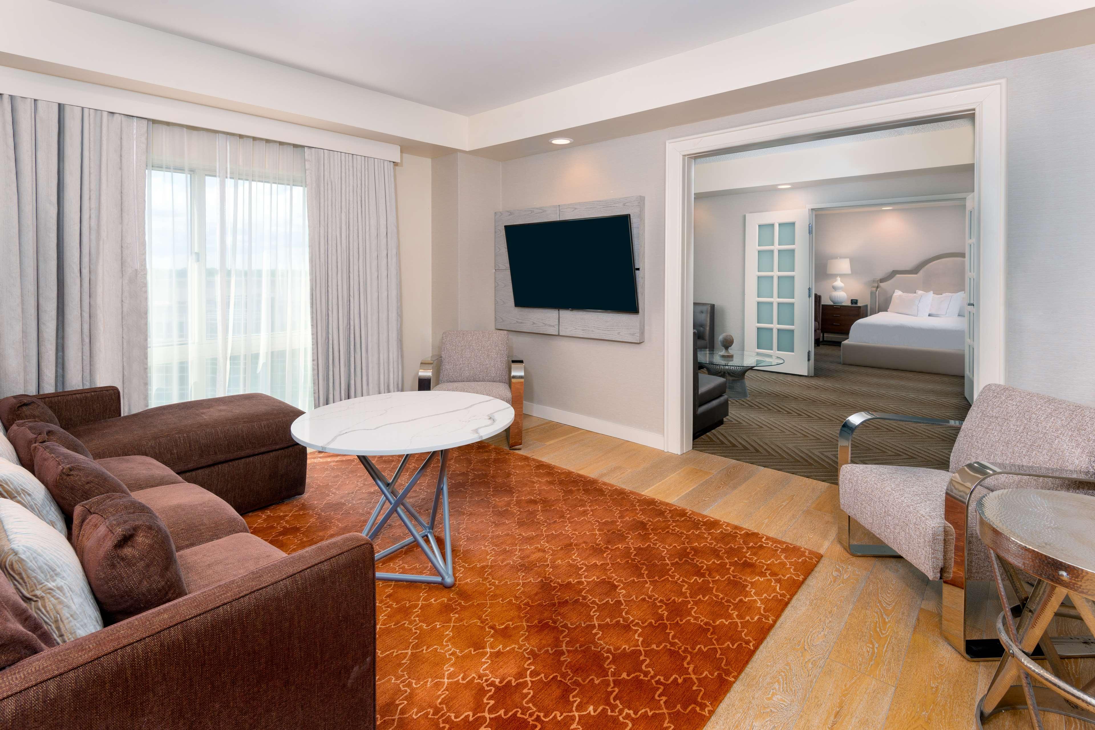 Hilton Charlotte Airport Hotel Екстер'єр фото