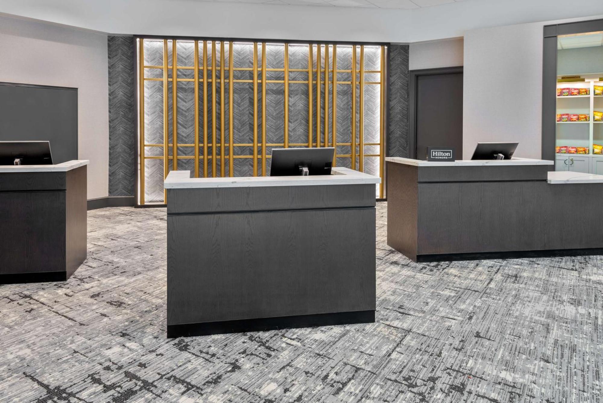 Hilton Charlotte Airport Hotel Екстер'єр фото
